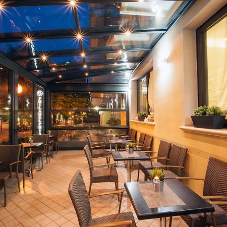 Hotel Philadelphia كاتوليكا المظهر الخارجي الصورة