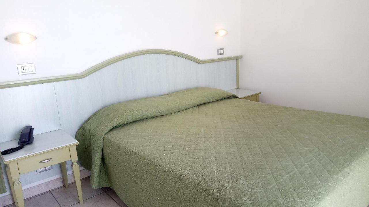 Hotel Philadelphia كاتوليكا المظهر الخارجي الصورة