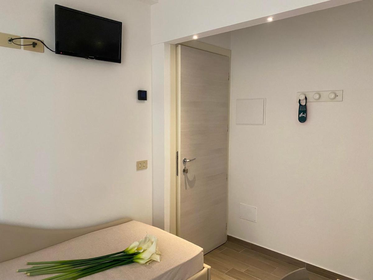 Hotel Philadelphia كاتوليكا المظهر الخارجي الصورة