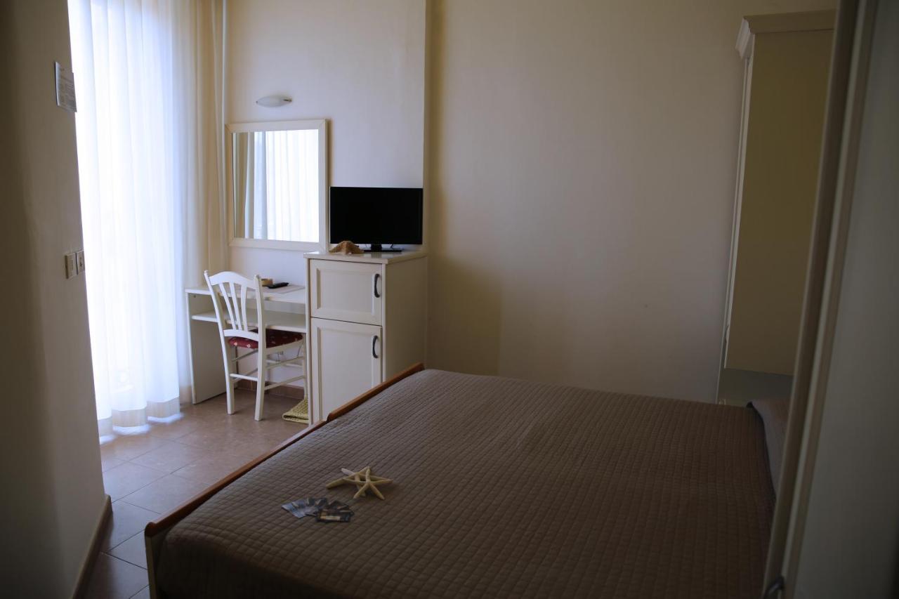 Hotel Philadelphia كاتوليكا المظهر الخارجي الصورة