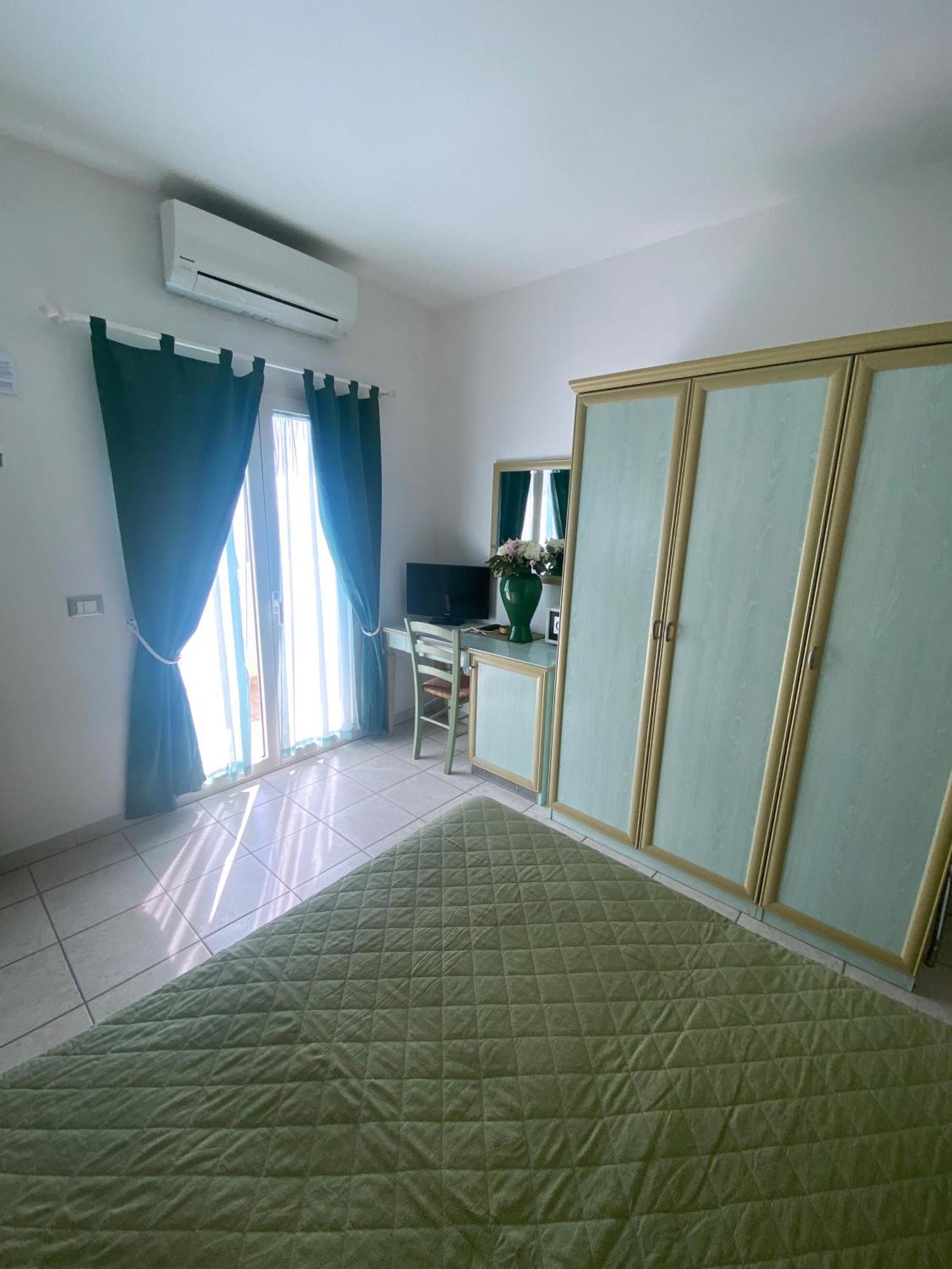Hotel Philadelphia كاتوليكا الغرفة الصورة